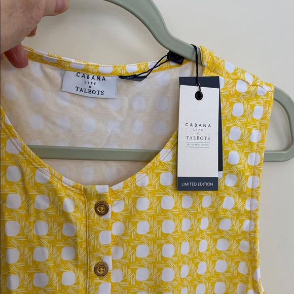 Cabana life UPF 50 Sleeveless Yellow gingham Shift Dress NWT - Picture 8 of 9